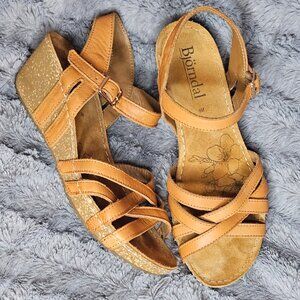 Bjorndal Lily Leather Wedge Sandals Womens 8M, Tan Brown, EUC